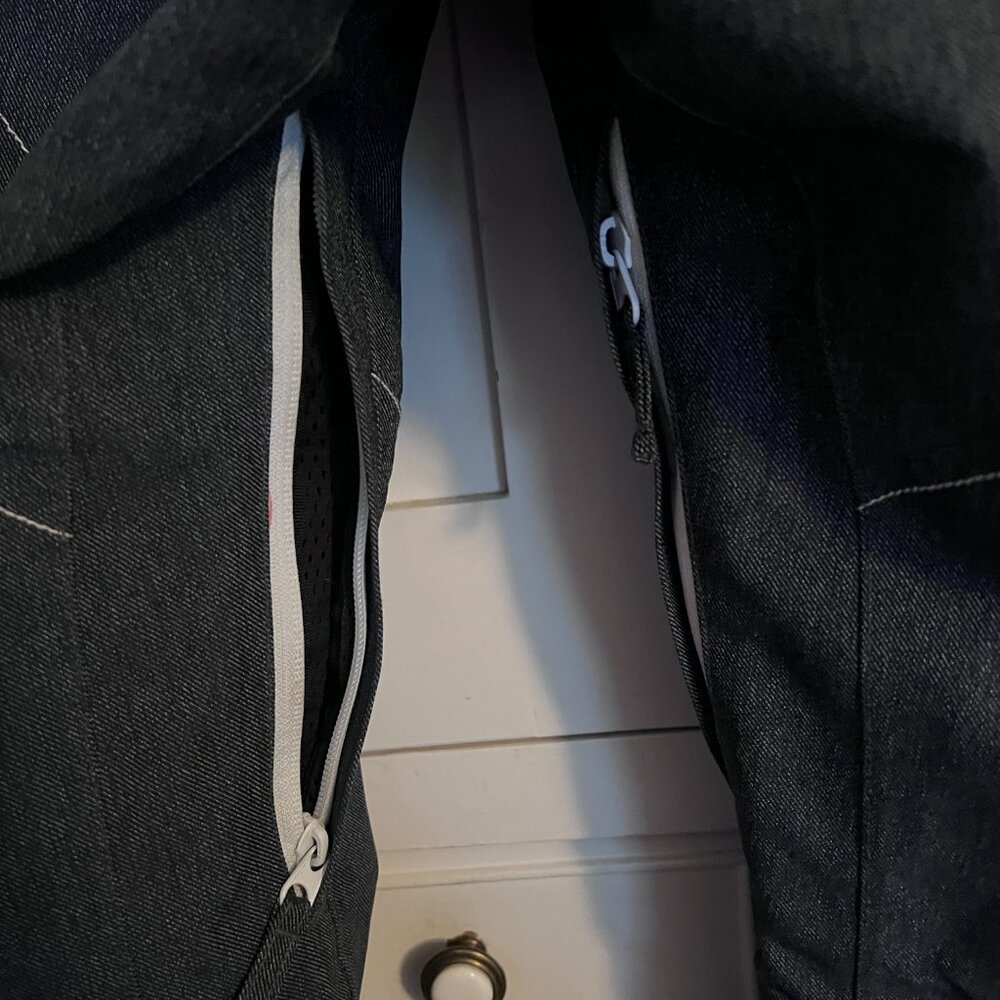 Picture Organic Demin/Chambray Colored Snowpants - Picture 5 of 9